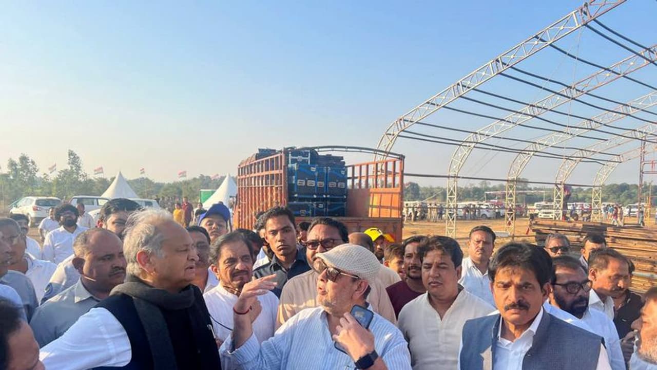 श्रद्धा हत्याकांड से लेकर गुजरात चुनाव और भारत जोड़ो यात्रा पर क्या बोले राजस्थान सीएम गहलोत, पढ़िए यहां... श्रद्धा हत्याकांड से लेकर गुजरात चुनाव और भारत जोड़ो यात्रा पर क्या बोले राजस्थान सीएम गहलोत, पढ़िए यहां...