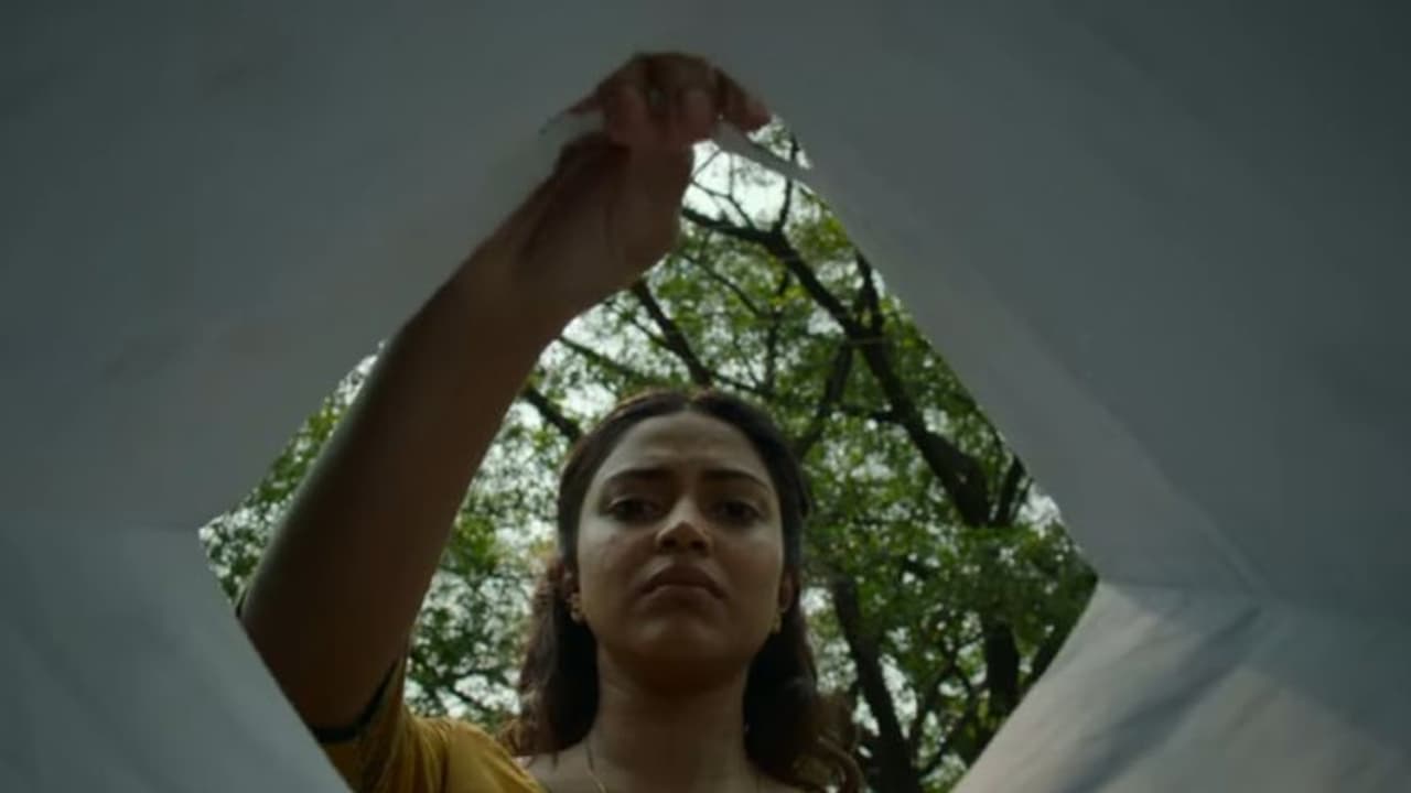 സസ്‍പെൻസ് ത്രില്ലര്‍ ചിത്രവുമായി അമലാ പോള്‍, 'ദ ടീച്ചര്‍' ട്രെയിലര്‍ പുറത്ത്