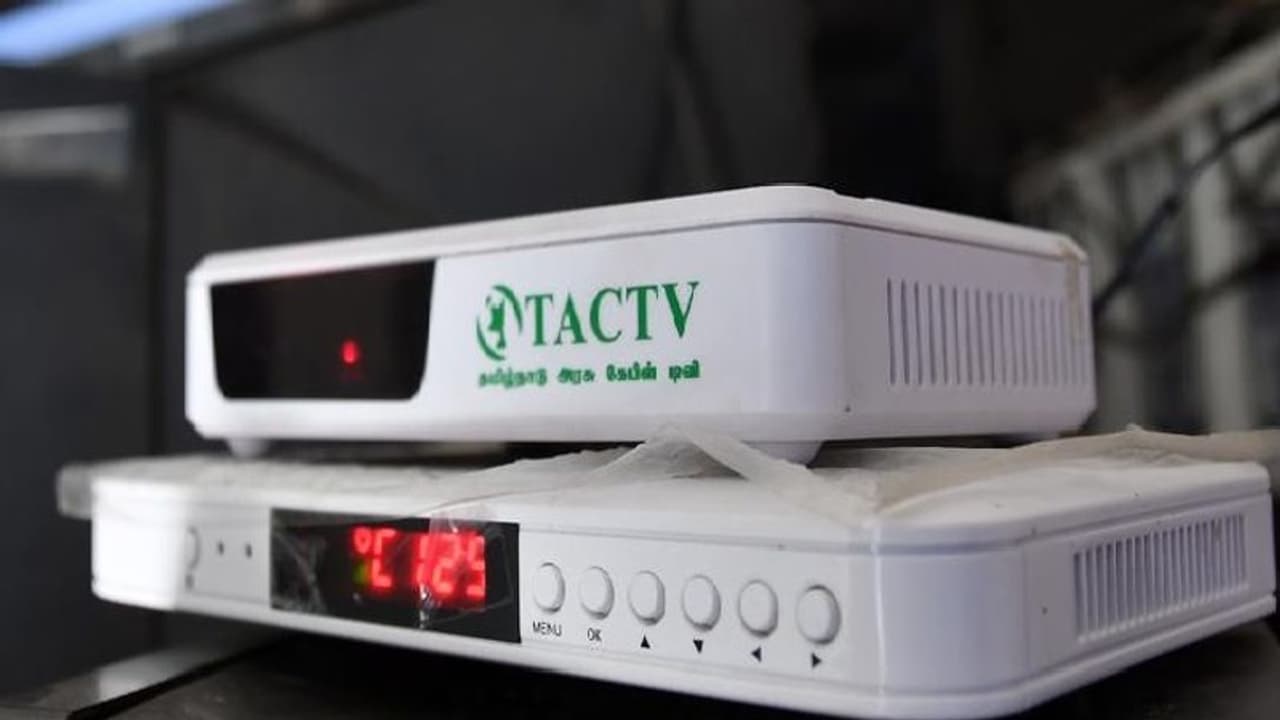 தமிழகம் முழுவதும் அரசு கேபிள் முடங்கிய விவகாரம்... தனியார் நிறுவன எம்.டி. அதிரடி கைது தமிழகம் முழுவதும் அரசு கேபிள் முடங்கிய விவகாரம்... தனியார் நிறுவன எம்.டி. அதிரடி கைது