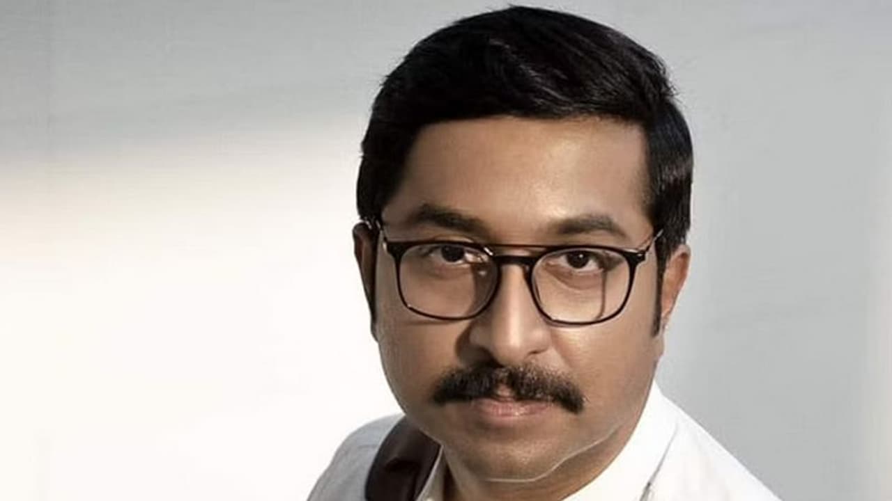 'മുകുന്ദൻ ഉണ്ണി അസോസിയേറ്റ്സ്' തമിഴ് റീമേക്കിന് സാധ്യത