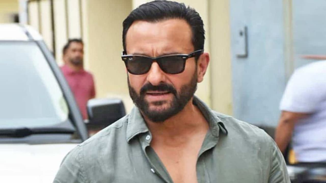 Boycott के खिलाफ यूनिटी नहीं दिखाने पर सैफ अली खान ने साधा बॉलीवुड पर निशाना, यूं निकाली भड़ास Boycott के खिलाफ यूनिटी नहीं दिखाने पर सैफ अली खान ने साधा बॉलीवुड पर निशाना, यूं निकाली भड़ास