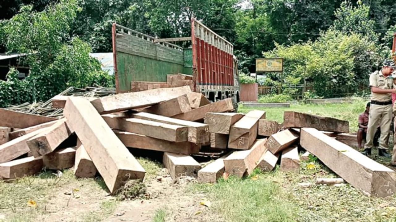 അസം മേഘാലയ അതിർത്തിയിൽ വെടിവെയ്പ്പ്; വനം വകുപ്പ് ഉദ്യോഗസ്ഥൻ അടക്കം നാല് പേർ കൊല്ലപ്പെട്ടു