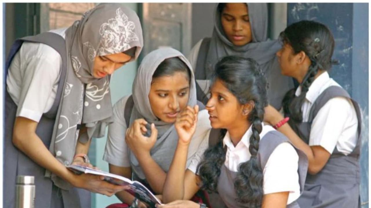 'പുലർകാലം'; സമഗ്ര വിദ്യാഭ്യാസ പദ്ധതിയുമായി കോഴിക്കോട് ജില്ലാ പഞ്ചായത്ത്