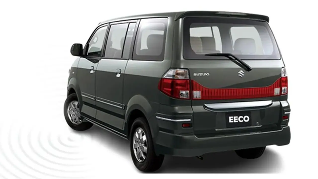 വമ്പൻ വിലക്കുറവും അമ്പരപ്പിക്കും മൈലേജും; ഈ മാരുതി വാന് വാങ്ങാൻ തള്ളിക്കയറി ജനം! വമ്പൻ വിലക്കുറവും അമ്പരപ്പിക്കും മൈലേജും; ഈ മാരുതി വാന് വാങ്ങാൻ തള്ളിക്കയറി ജനം!