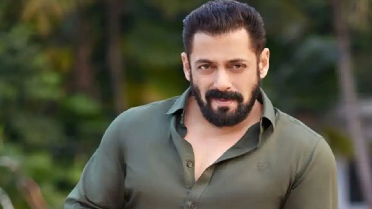 बॉलीवुड में हंगामा करने आ रही Salman Khan के खानदान की पहली लड़की, जानें कौन है वो बॉलीवुड में हंगामा करने आ रही Salman Khan के खानदान की पहली लड़की, जानें कौन है वो