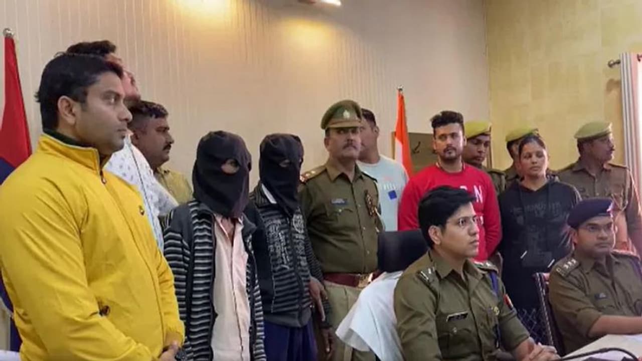 'साहब! वो नशे की आदी थी, कई बार घर से भाग चुकी थी' पत्नी के टुकड़े करने वाले पति ने बताया क्यों दी दर्दनाक मौत 'साहब! वो नशे की आदी थी, कई बार घर से भाग चुकी थी' पत्नी के टुकड़े करने वाले पति ने बताया क्यों दी दर्दनाक मौत