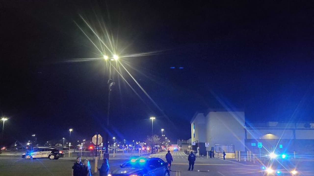 अमेरिका के वर्जीनिया में वॉलमार्ट स्टोर में सामूहिक गोलीबारी, 10 लोगों की मौत, शूटर का भी एनकाउंटर