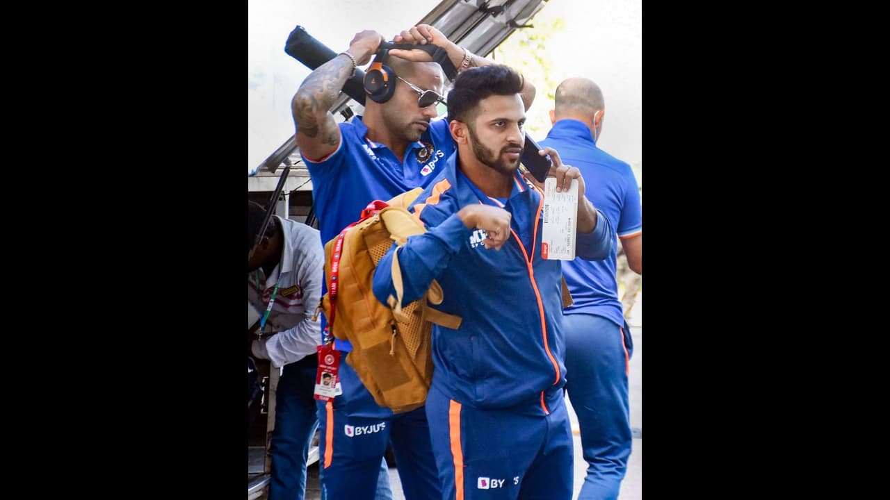 ജീവന്മരണ പോരാട്ടത്തിന് മുമ്പ് പരിക്കില് വലഞ്ഞ് ടീം ഇന്ത്യ! ജീവന്മരണ പോരാട്ടത്തിന് മുമ്പ് പരിക്കില് വലഞ്ഞ് ടീം ഇന്ത്യ!