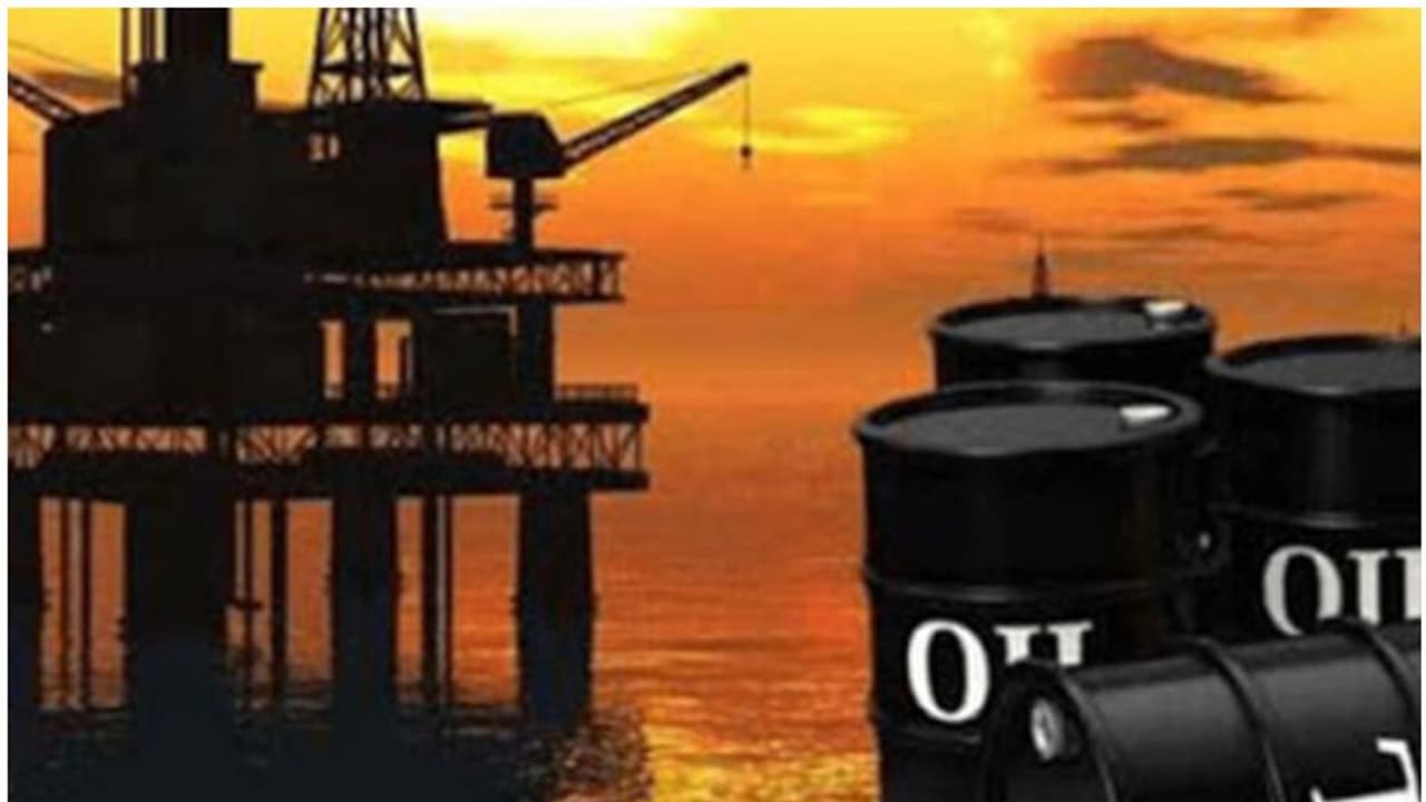 എണ്ണ ഉല്പ്പാദനം വര്ധിപ്പിക്കുമെന്ന വാര്ത്തകള് നിഷേധിച്ച് യുഎഇയും സൗദിയും എണ്ണ ഉല്പ്പാദനം വര്ധിപ്പിക്കുമെന്ന വാര്ത്തകള് നിഷേധിച്ച് യുഎഇയും സൗദിയും