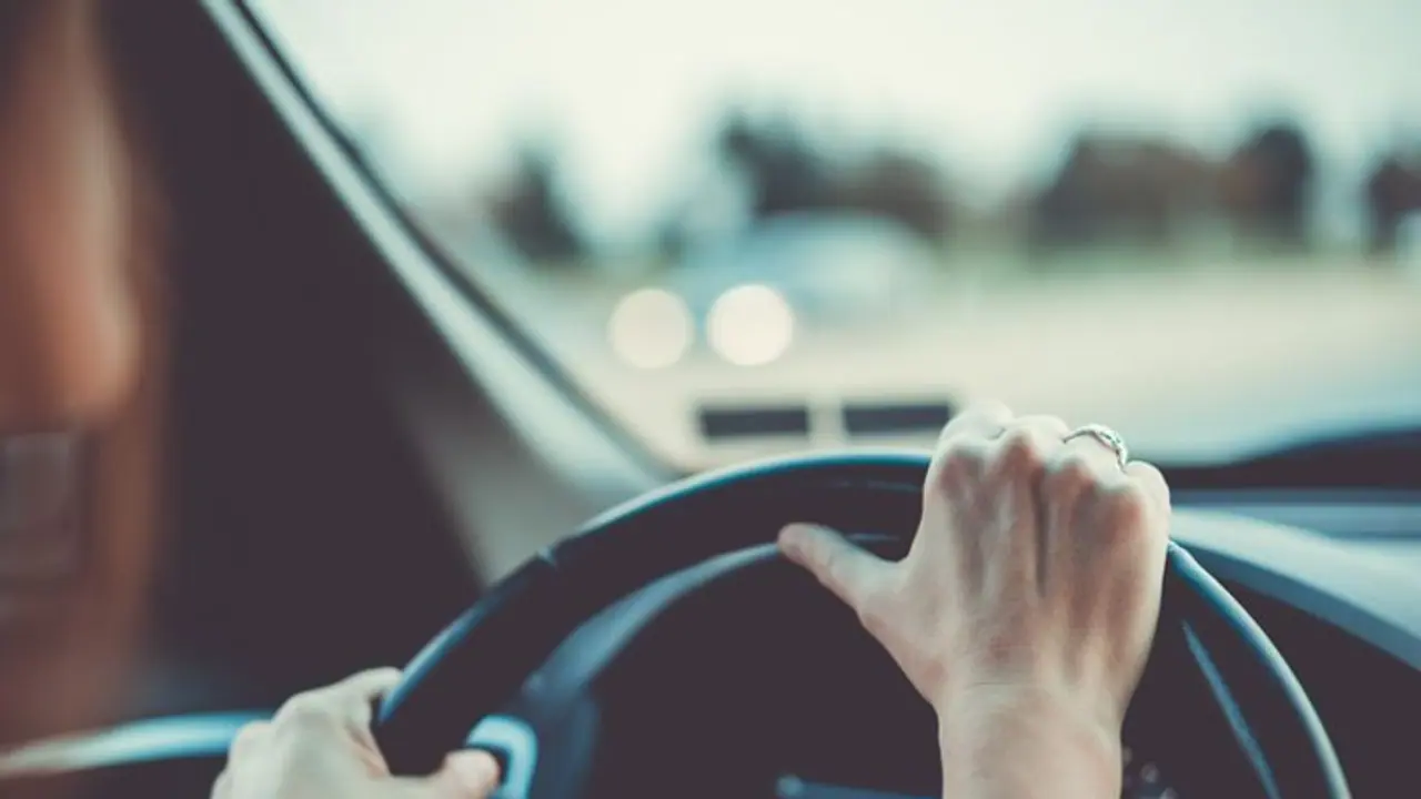 ಐಷಾರಾಮಿ ಮನೆ ಬಿಟ್ಟು ಕಾರಿನಲ್ಲೇ ವಾಸಿಸುತ್ತಿರುವ ಸಾಫ್ಟ್‌ವೇರ್ ಡೆವಲಪರ್! 