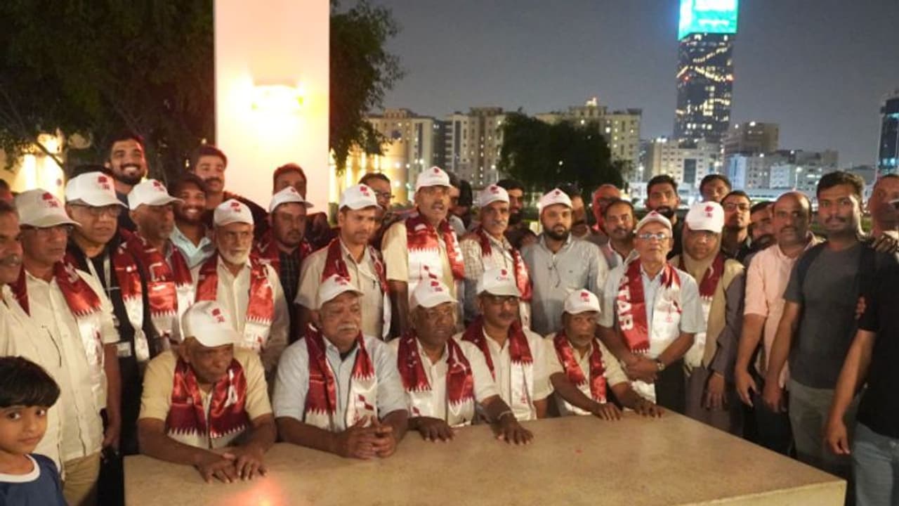 ഒരു പഞ്ചായത്തില് നിന്ന് 35ഓളം വളണ്ടിയര്മാര്; ഖത്തര് ലോകകപ്പ് ഒരു മിനി വാണിമേല് ഒരു പഞ്ചായത്തില് നിന്ന് 35ഓളം വളണ്ടിയര്മാര്; ഖത്തര് ലോകകപ്പ് ഒരു മിനി വാണിമേല്