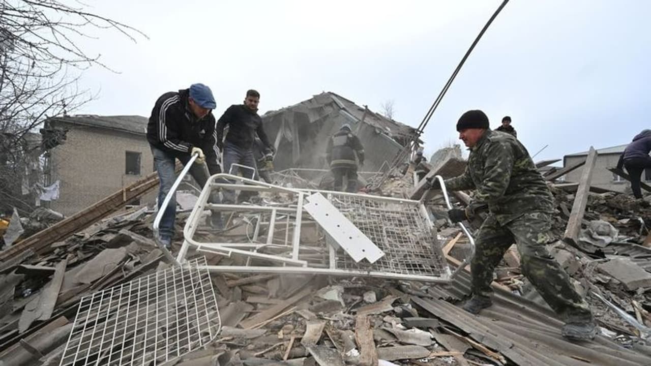 ಉಕ್ರೇನ್‌ ಹೆರಿಗೆ ಆಸ್ಪತ್ರೆ ಮೇಲೆ ರಷ್ಯಾ ದಾಳಿ: 2 ದಿನದ ಮಗು ಸೇರಿ 4 ಸಾವು