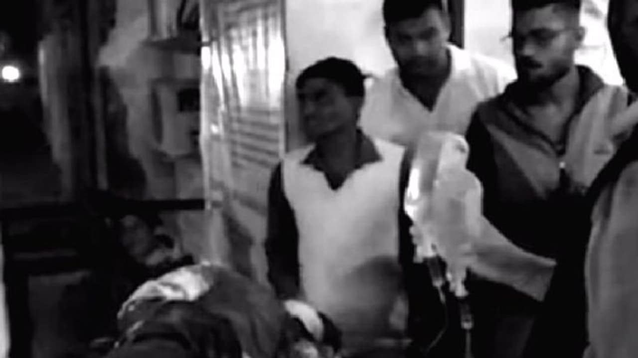  पुलिसवाले ने काट डाली खुद की गर्दन: ना चाहकर भी चुनी दर्दनाक मौत, पत्नी से कहता था छोड़ जाऊंगा एक दिन तुझे