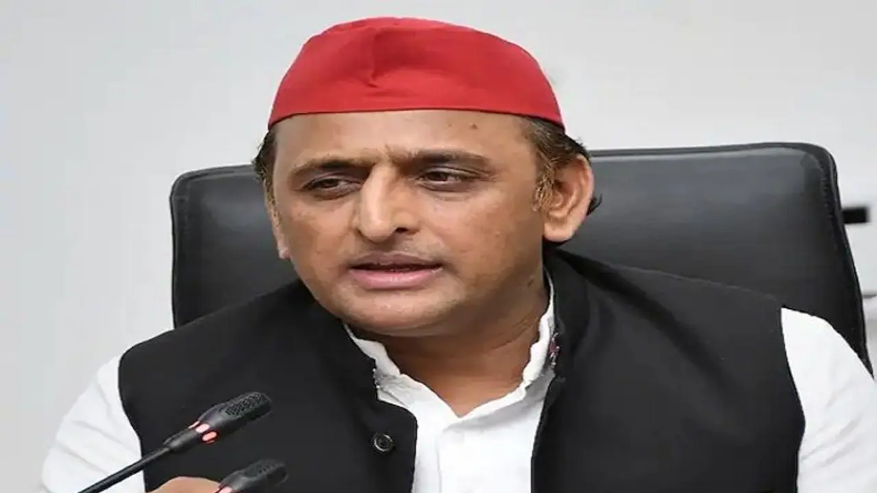 ग्लोबल इन्वेस्टर्स समिट को लेकर अखिलेश यादव ने BJP पर साधा निशाना, बोले निवेश के नाम पर दिखा रही झूठी दिलासा ग्लोबल इन्वेस्टर्स समिट को लेकर अखिलेश यादव ने BJP पर साधा निशाना, बोले निवेश के नाम पर दिखा रही झूठी दिलासा