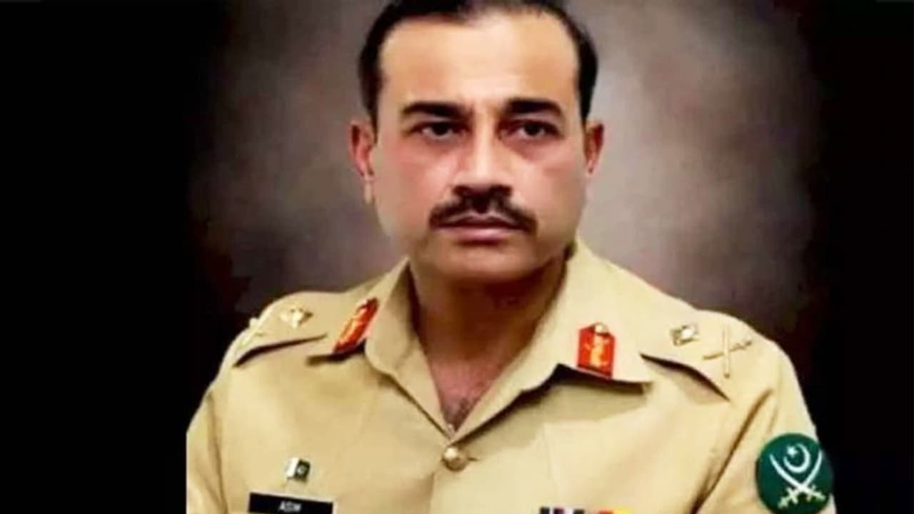 पद संभालते के बाद पाकिस्तान के आर्मी चीफ ने अलापा कश्मीर राग, कहा लड़ाई के लिए हैं तैयार