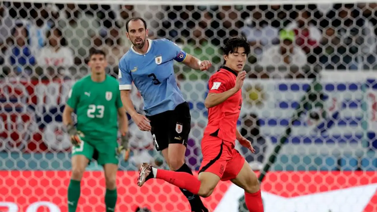 Qatar World Cup 2022: Fans applaud Uruguay South Korea's competitive spirit in goalless draw