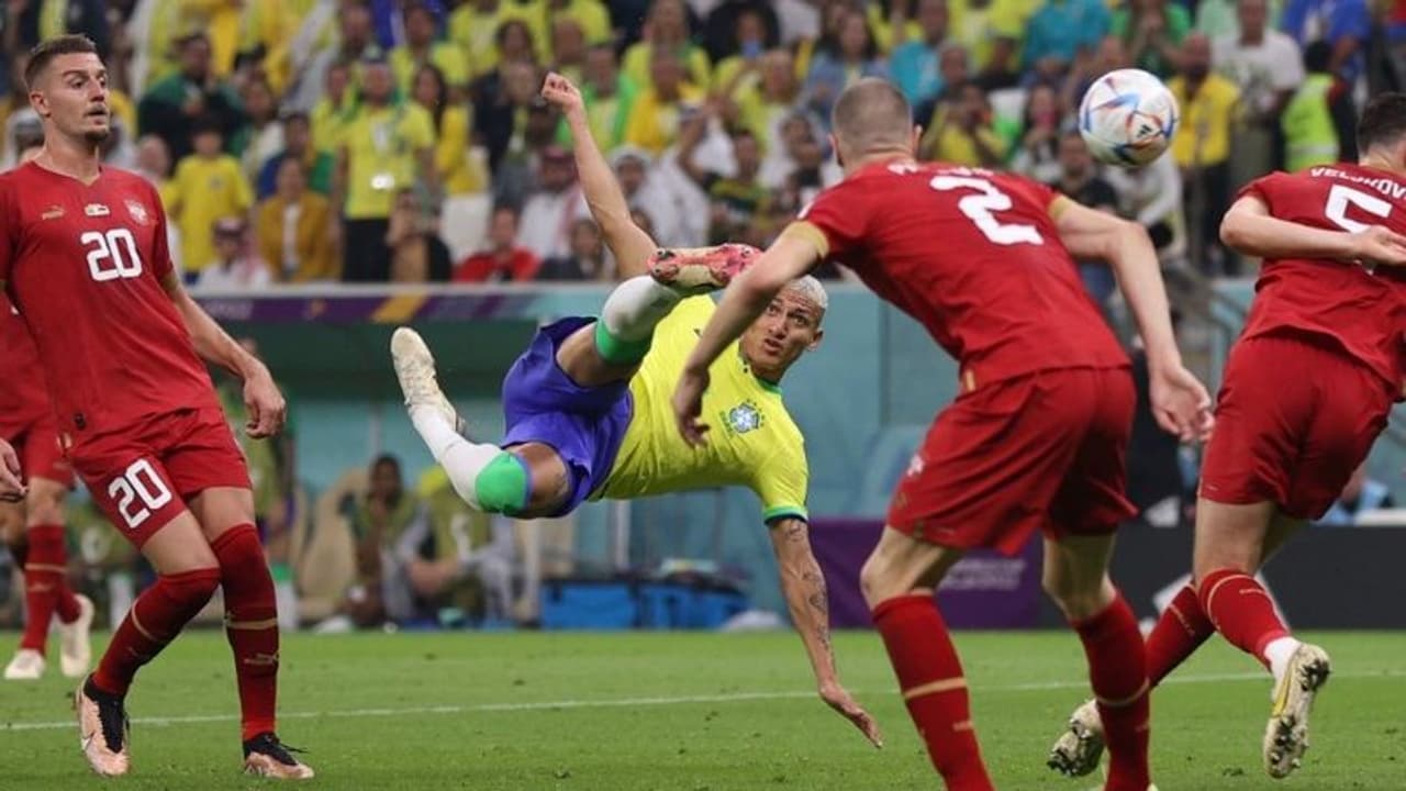 FIFA World Cup: इसे कहते हैं गुलाटी मार गोल, वीडियो देखेंगे तो सिर से उतर जाएगा रोनाल्डो मेसी का भूत