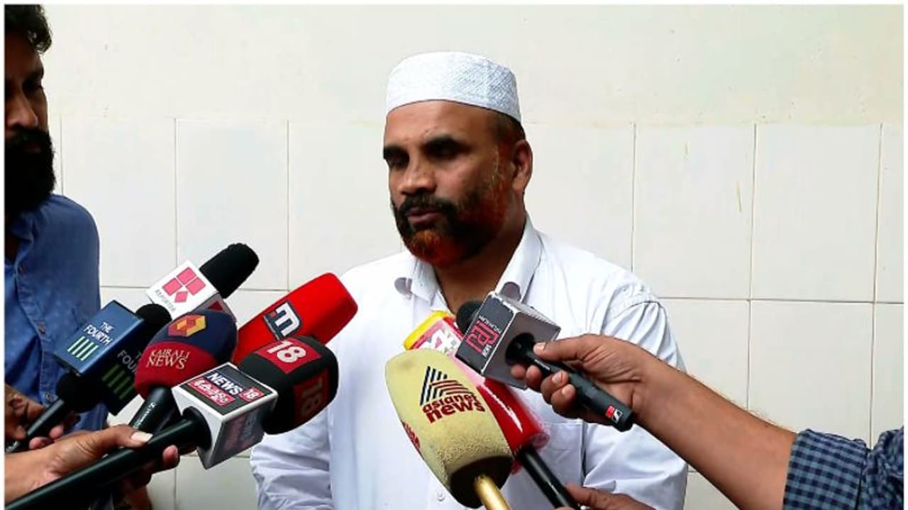 'ഫുട്ബോൾ ലഹരിയാകുന്നു, താരാരാധനയ്ക്ക് വഴി വെക്കുന്നു, പ്രാർത്ഥന തടസപ്പെടരുത്'; ആവർത്തിച്ച് നാസർ ഫൈസി കൂടത്തായി