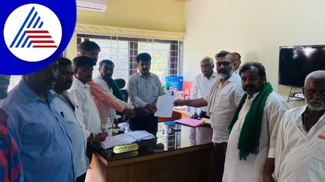 Dharwad News: 5 ತಿಂಗಳಿಂದ ಲಿಂಗನಕೊಪ್ಪ ರೈತರಿಗೆ ಸಿಗ್ತಿಲ್ಲ ಹಾಲಿನ ಹಣ! Dharwad News: 5 ತಿಂಗಳಿಂದ ಲಿಂಗನಕೊಪ್ಪ ರೈತರಿಗೆ ಸಿಗ್ತಿಲ್ಲ ಹಾಲಿನ ಹಣ!