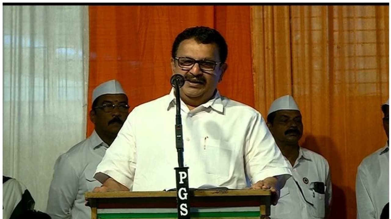 പുന:സംഘടന വൈകുന്നതിൽ അതൃപ്തി പരസ്യമാക്കി കെ.മുരളീധരൻ