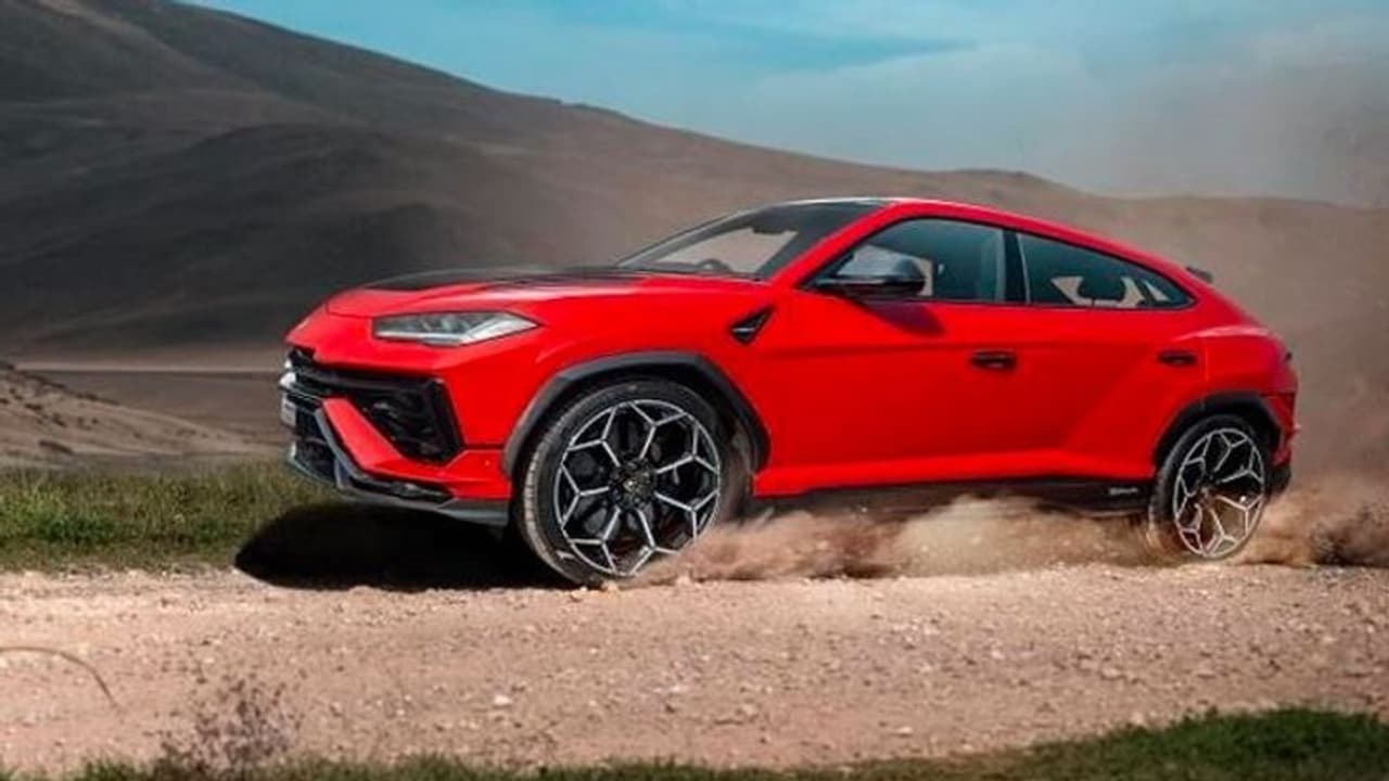 లంబోర్ఘిని కొత్త సూపర్ ఫాస్ట్ కార్.. 3 సెకండ్లలో అదిరిపోయే స్పీడ్.. ఎలాంటి రోడ్లలోనైనా నడపడం చాలా ఈజీ.. లంబోర్ఘిని కొత్త సూపర్ ఫాస్ట్ కార్.. 3 సెకండ్లలో అదిరిపోయే స్పీడ్.. ఎలాంటి రోడ్లలోనైనా నడపడం చాలా ఈజీ..