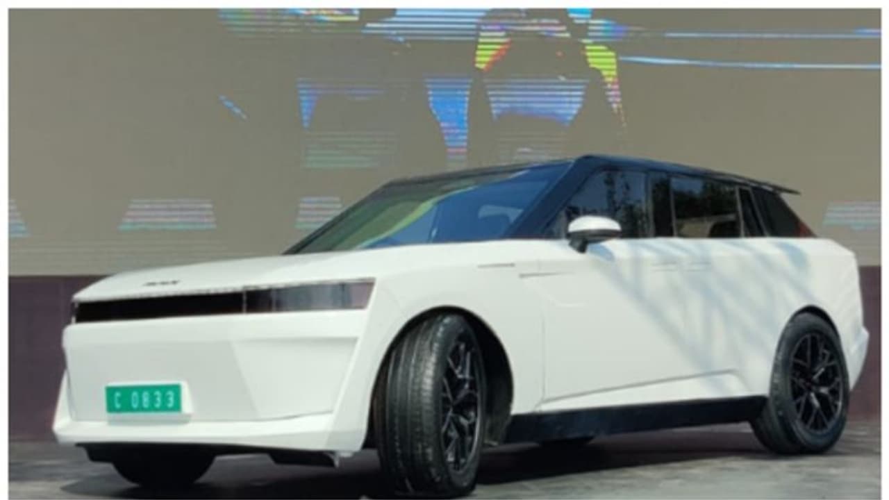 500 കിമി മൈലേജ് സത്യമോ? പ്രവൈഗ് ഡെഫി, ഇതാ അറിയേണ്ടതെല്ലാം 500 കിമി മൈലേജ് സത്യമോ? പ്രവൈഗ് ഡെഫി, ഇതാ അറിയേണ്ടതെല്ലാം