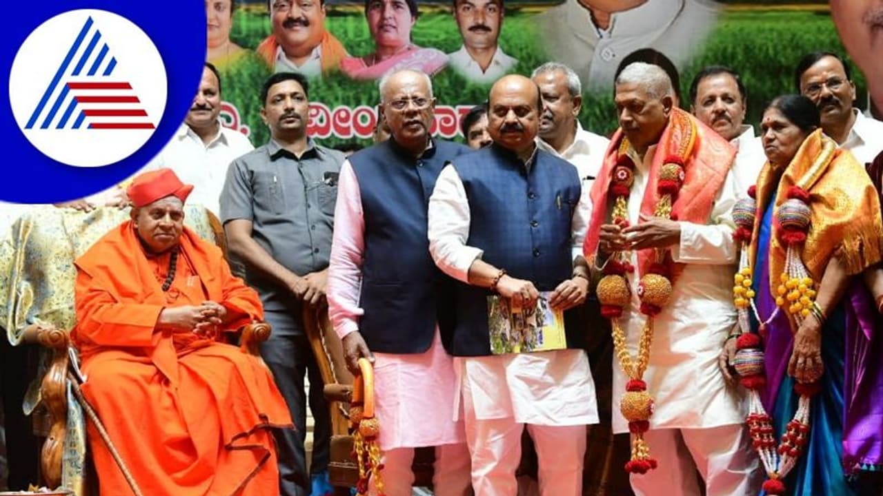 ದಾವಣಗೆರೆ ಉತ್ತರದಲ್ಲಿ ಎಸ್.ಎ. ರವೀಂದ್ರನಾಥ್ ಅವರನ್ನು ಗೆಲ್ಲಿಸಿ ಸಿಎಂ ಬೊಮ್ಮಾಯಿ ದಾವಣಗೆರೆ ಉತ್ತರದಲ್ಲಿ ಎಸ್.ಎ. ರವೀಂದ್ರನಾಥ್ ಅವರನ್ನು ಗೆಲ್ಲಿಸಿ ಸಿಎಂ ಬೊಮ್ಮಾಯಿ