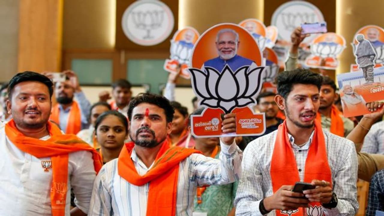 रेवड़ी संस्कृति पर प्रधानमंत्री मोदी का आप और कांग्रेस पर हमला, कहा अन्नदाता ही अब ऊर्जादाता बनेगा 