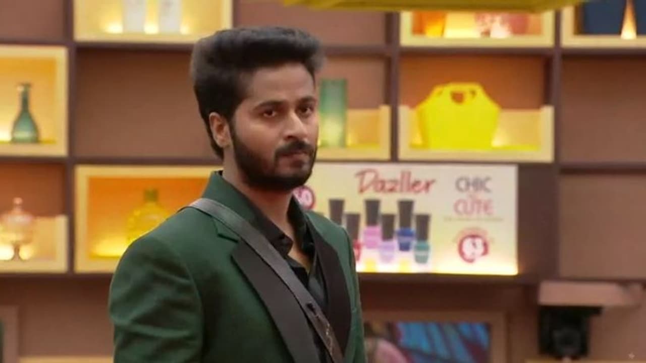 చిన్న పిల్లలకు నేర్పేది అలాంటి పనులేనా... బిగ్ బాస్ రన్నర్ శ్రీహాన్ పై సింగర్ చిన్మయి అసహనం!