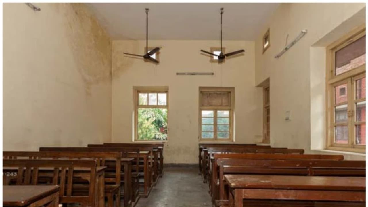  ​ഗുണന പട്ടിക മറന്നു; അധ്യാപിക വിദ്യാർത്ഥിയുടെ കൈ ഡ്രില്ലർ വച്ച് തുളച്ചു