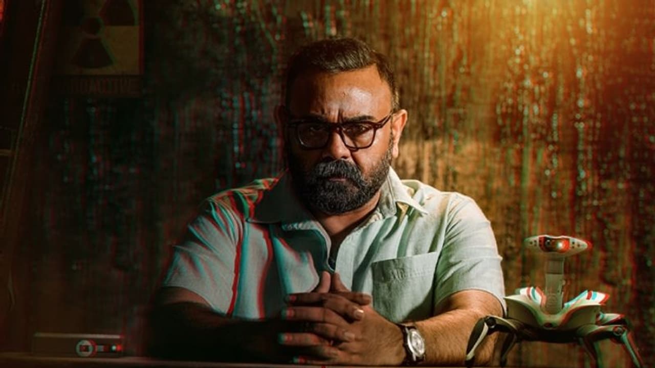 റിലീസിന് ഒരുങ്ങി ഡോണ്മാക്സിന്റെ 'അറ്റ്'; ഇതുവരെ കാണാത്ത ലുക്കില് ഷാജു ശ്രീധര് റിലീസിന് ഒരുങ്ങി ഡോണ്മാക്സിന്റെ 'അറ്റ്'; ഇതുവരെ കാണാത്ത ലുക്കില് ഷാജു ശ്രീധര്