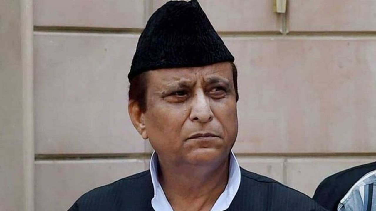 'रामपुर उपचुनाव में बीजेपी को घोषित कर दें विजेता' जानिए क्यों आजम खां पुलिस पर हुए हमलावर 'रामपुर उपचुनाव में बीजेपी को घोषित कर दें विजेता' जानिए क्यों आजम खां पुलिस पर हुए हमलावर