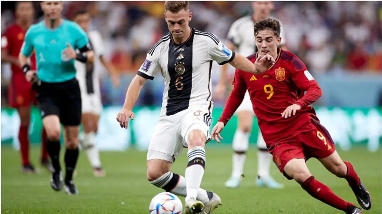 മരണ​ഗ്രൂപ്പിലെ മരണപ്പോര്; വാശിയോടെ കളിച്ച് ജർമനിയും സ്പെയിനും, ആദ്യ പകുതി ​ഗോൾരഹിതം