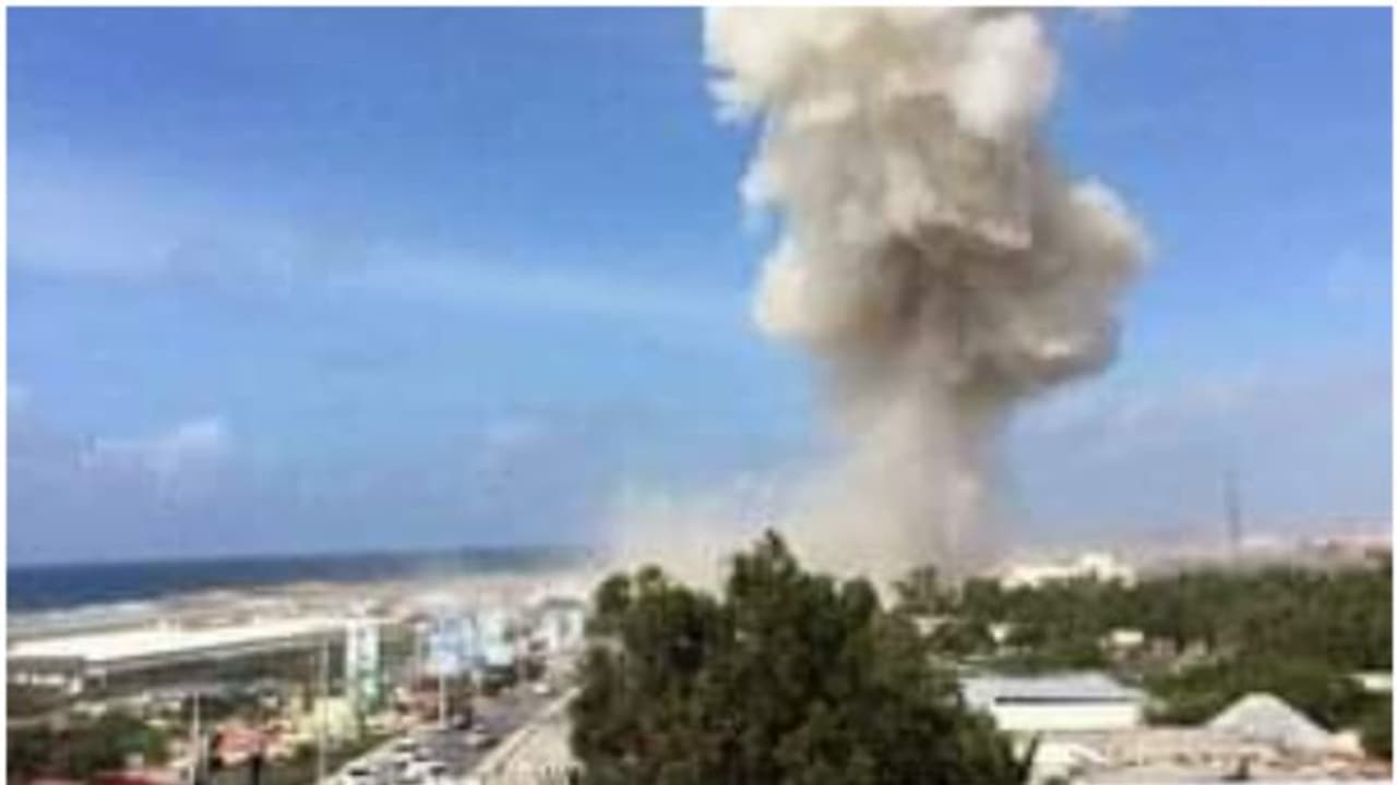 സൊമാലിയ; വില്ല റോസ് ആക്രമണത്തിന്റെ ഉത്തരവാദിത്വം ഏറ്റെടുത്ത് അൽ ഷബാബ്: മരണം നാലായി സൊമാലിയ; വില്ല റോസ് ആക്രമണത്തിന്റെ ഉത്തരവാദിത്വം ഏറ്റെടുത്ത് അൽ ഷബാബ്: മരണം നാലായി