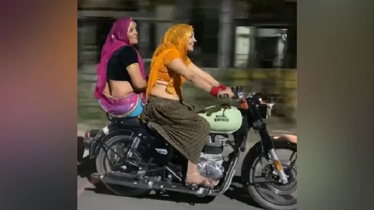 'എവിടെയും സ്ത്രീ മുന്നേറ്റം'; രസകരമായ വീഡിയോ വൈറലാകുന്നു... 'എവിടെയും സ്ത്രീ മുന്നേറ്റം'; രസകരമായ വീഡിയോ വൈറലാകുന്നു...