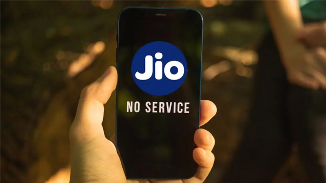 Reliance Jio outage: मंगलवार सुबह से आ रही कॉलिंग में दिक्कत, सोशल मीडिया पर वायरल हो रहे मजेदार मीम्स