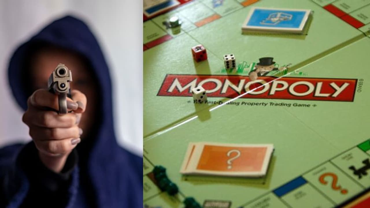 മോണോപോളി മത്സരത്തിലെ തര്ക്കം; രണ്ടാനച്ഛനേയും സഹോദരിയേയും വെടിവച്ച യുവാവ് അറസ്റ്റില് മോണോപോളി മത്സരത്തിലെ തര്ക്കം; രണ്ടാനച്ഛനേയും സഹോദരിയേയും വെടിവച്ച യുവാവ് അറസ്റ്റില്