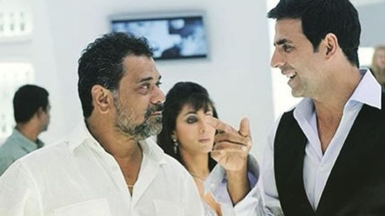 अक्षय कुमार के बाद इस अहम किरदार ने छोड़ी 'हेरा फेरी 3'? डायरेक्टर ने बताई वायरल खबर की सच्चाई अक्षय कुमार के बाद इस अहम किरदार ने छोड़ी 'हेरा फेरी 3'? डायरेक्टर ने बताई वायरल खबर की सच्चाई