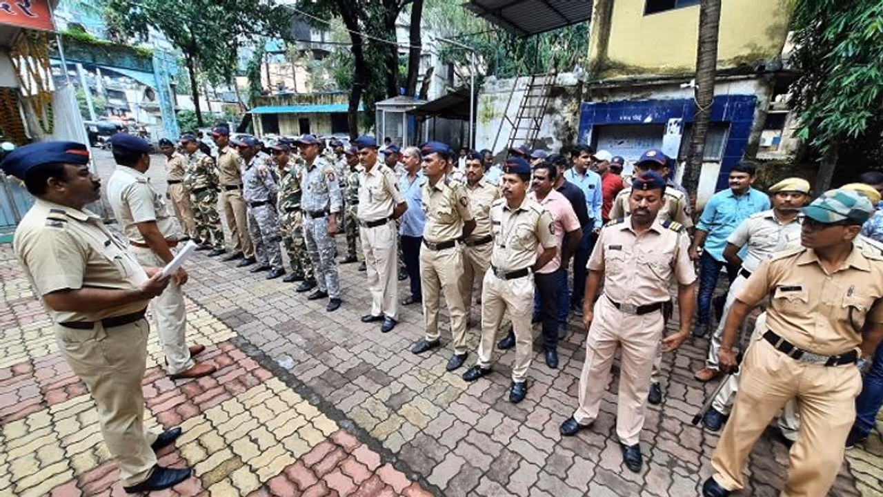 Maharashtra Police Bharti 2022: With just 18,331 vacancies, officials receive over 11 lakh applications