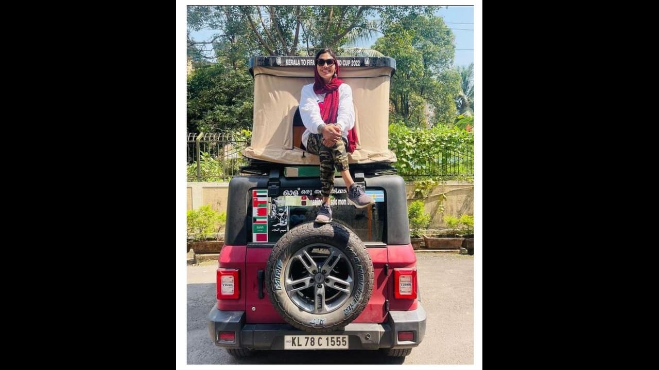 FIFA World Cup 2022: கேரளாவில் இருந்து கத்தாருக்கு 5 குழந்தைகளுடன் ஜீப் ஓட்டிச் சென்ற கேரளப் பெண் FIFA World Cup 2022: கேரளாவில் இருந்து கத்தாருக்கு 5 குழந்தைகளுடன் ஜீப் ஓட்டிச் சென்ற கேரளப் பெண்