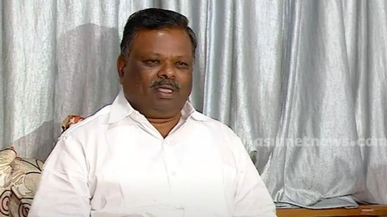 ബിജെപിയിലേക്ക് ക്ഷണമുണ്ടായിരുന്നു, പോകുന്നില്ല; ഇടതിനൊപ്പം തന്നെയെന്ന് എസ് രാജേന്ദ്രൻ