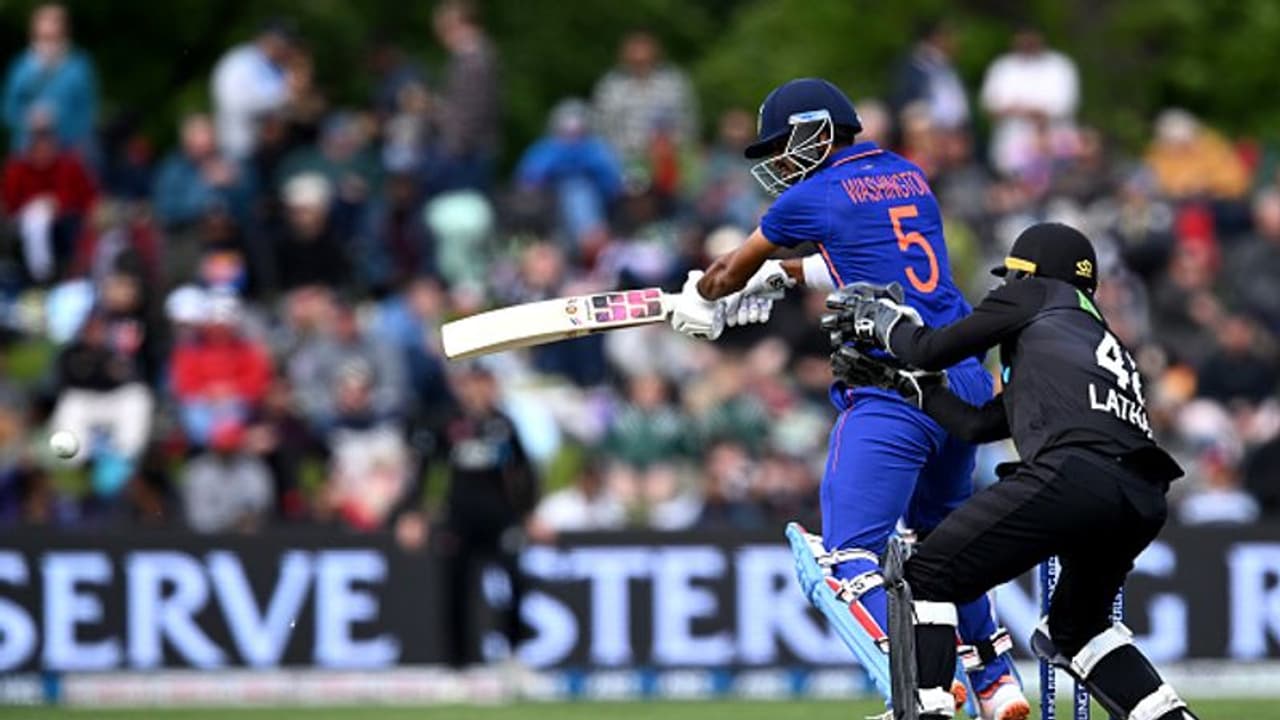 கடைசி ODI யிலும் படுமட்டமா சொதப்பிய ரிஷப் பண்ட்.. வாஷிங்டன் சுந்தர் அபார அரைசதம்! நியூசி.,க்கு எளிய இலக்கு