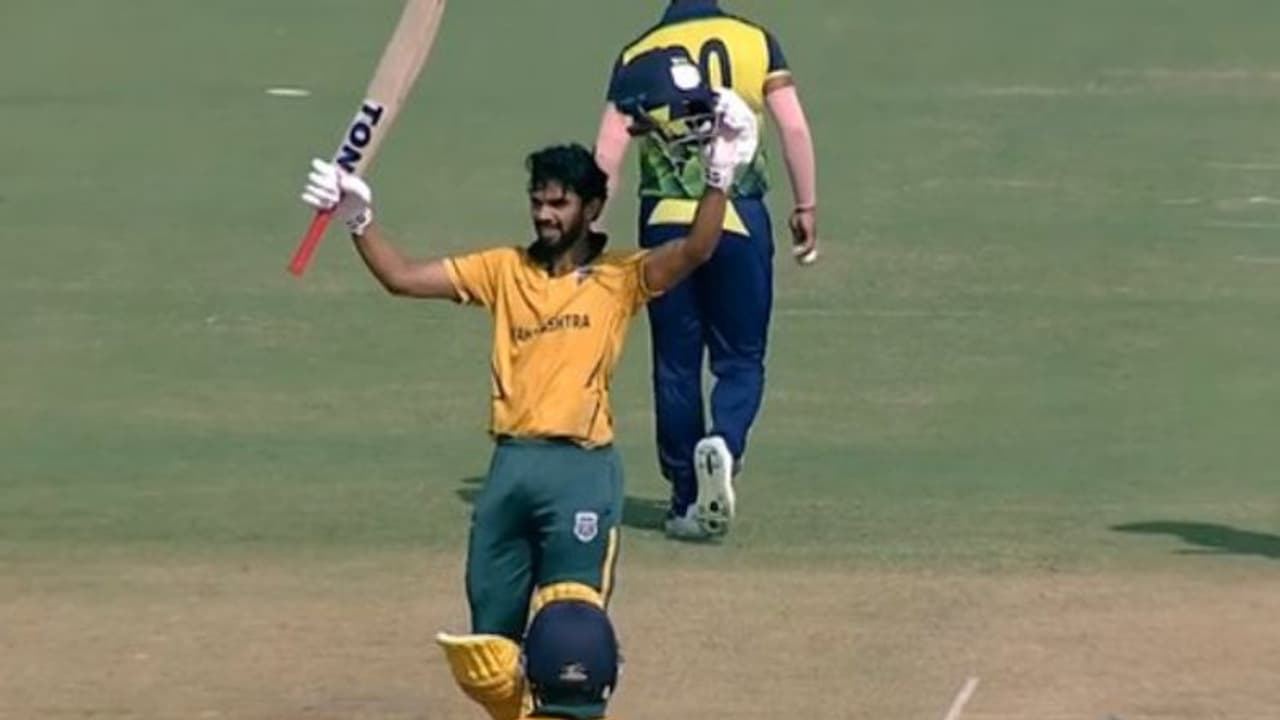 సెంచరీల మోత మోగిస్తున్న రుతురాజ్.. విజయ్ హజారే ట్రోఫీ ఫైనల్లోనూ శతకం..