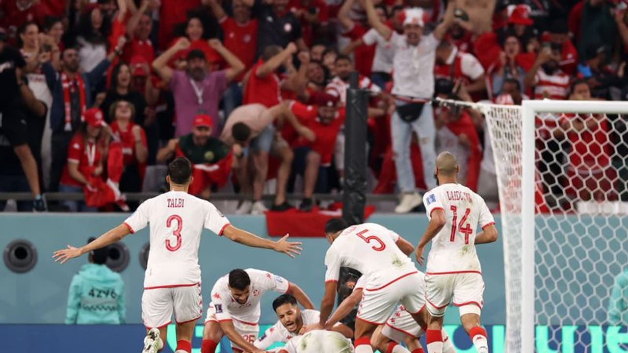 ചരിത്രം; ഫ്രാന്‍സിനെ മലര്‍ത്തിയടിച്ച് ടുണീഷ്യ; ഗ്രൂപ്പ് ഡിയില്‍ പ്രീ ക്വാര്‍ട്ടര്‍ ടീമുകളായി