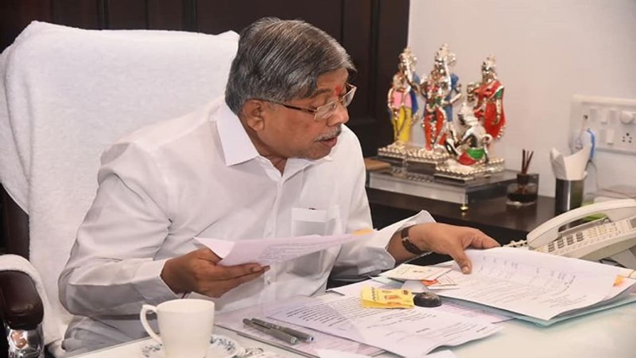 ಗಡಿ ವಿವಾದ: ಬೆಳಗಾವಿಯಲ್ಲಿ ಮಹಾರಾಷ್ಟ್ರ ಸಚಿವರ ಸರಣಿ ಸಭೆ ಗಡಿ ವಿವಾದ: ಬೆಳಗಾವಿಯಲ್ಲಿ ಮಹಾರಾಷ್ಟ್ರ ಸಚಿವರ ಸರಣಿ ಸಭೆ