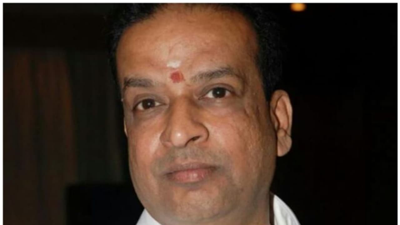 அன்பே சிவம் நாட்களை நினைத்துக்கொள்கிறேன்! மறைந்த தயாரிப்பாளர் கே.முரளிதரனுக்கு கமல் பாரதி ராஜா இரங்கல்! அன்பே சிவம் நாட்களை நினைத்துக்கொள்கிறேன்! மறைந்த தயாரிப்பாளர் கே.முரளிதரனுக்கு கமல் பாரதி ராஜா இரங்கல்!