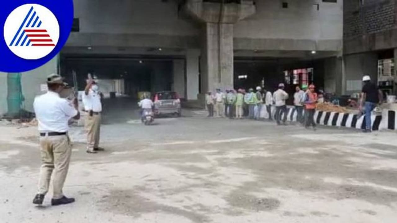 ಬೆಂಗಳೂರು: ಬಿಟಿಎಂ ಲೇಔಟ್ ಮೆಟ್ರೋ ನಿಲ್ದಾಣ ರಸ್ತೆ ಸಂಚಾರಕ್ಕೆ ಮುಕ್ತ ಬೆಂಗಳೂರು: ಬಿಟಿಎಂ ಲೇಔಟ್ ಮೆಟ್ರೋ ನಿಲ್ದಾಣ ರಸ್ತೆ ಸಂಚಾರಕ್ಕೆ ಮುಕ್ತ