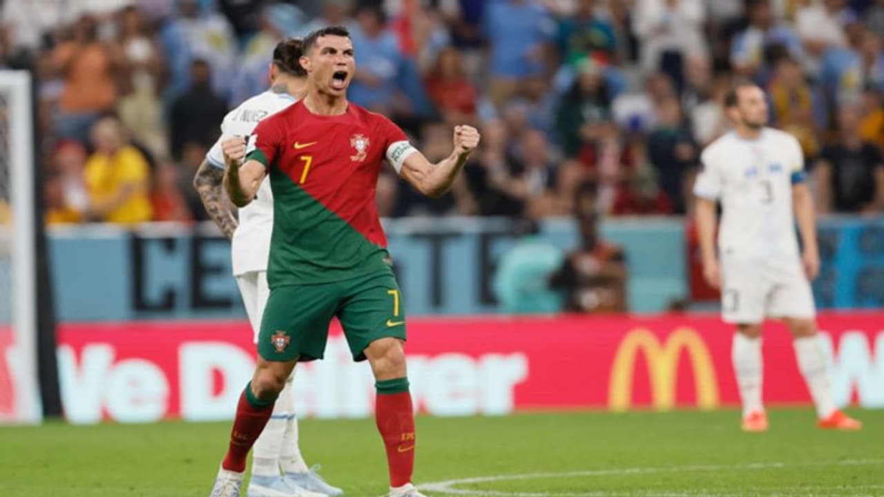 Cristiano Ronaldo weird goal: दुनिया के पहले ऐसे खिलाड़ी जिसने प्राइवेट पार्ट से किया गोल Cristiano Ronaldo weird goal: दुनिया के पहले ऐसे खिलाड़ी जिसने प्राइवेट पार्ट से किया गोल