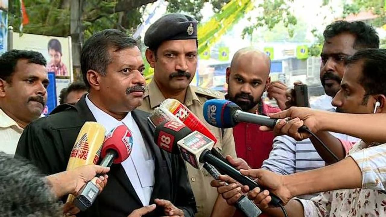 'കേസിനെ കാണുന്നത് ഭാരതീയനെന്ന നിലയിൽ, നീതി കിട്ടിയതിൽ അഭിമാനം'; വിദേശ വനിതയുടെ കൊലപാതകത്തിൽ പ്രോസിക്യൂട്ടർ 'കേസിനെ കാണുന്നത് ഭാരതീയനെന്ന നിലയിൽ, നീതി കിട്ടിയതിൽ അഭിമാനം'; വിദേശ വനിതയുടെ കൊലപാതകത്തിൽ പ്രോസിക്യൂട്ടർ