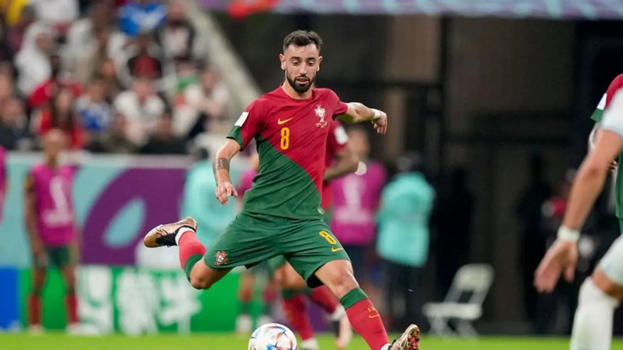 ജയിക്കാൻ ഉറച്ച് പോർച്ചുഗൽ ഇറങ്ങുന്നു; ലോകത്തെയാകെ ഞെട്ടിച്ച് ലൈനപ്പ്, ക്രിസ്റ്റ്യാനോ റൊണാൾഡോ ബെഞ്ചിൽ ജയിക്കാൻ ഉറച്ച് പോർച്ചുഗൽ ഇറങ്ങുന്നു; ലോകത്തെയാകെ ഞെട്ടിച്ച് ലൈനപ്പ്, ക്രിസ്റ്റ്യാനോ റൊണാൾഡോ ബെഞ്ചിൽ